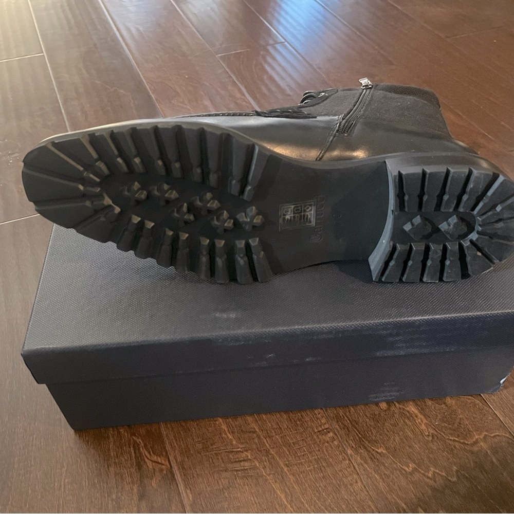 Carrucci shoes